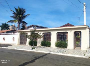 Casa · 264m² · 4 Quartos · 6 Vagas · Imperdível casa à venda em Praia Grande-SP, no bairro Flórida: 4 quartos, 3 suítes, 1 sala, 4 banhei