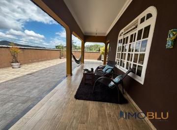 Casa · 271m² · 3 Quartos · 2 Vagas · Casa com sala comercial à venda na Itoupava Central, Blumenau