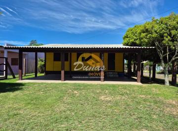 Casa · 180m² · 3 Quartos · 3 Vagas · CASA DE MADEIRA EM NOVA TRAMANDAÍ