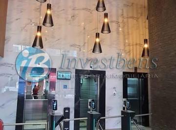 Comercial · 48m² · Sala comercial ampla e iluminada no Centro de Curi