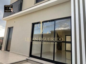 Casa · 3 Quartos · 4 Vagas · Casa Alto Padrão em Jardim das Acácias, Poços de Caldas/MG