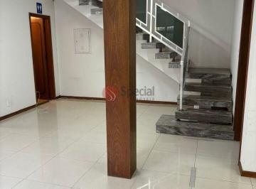 Comercial · 170m² · 3 Quartos · 3 Vagas · Sobrado comercial no miolo do Jardim Anália Franco.