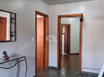 Casa · 213m² · 3 Quartos · 3 Vagas · Casa térrea 3 dormitorio, 1 suite closet, 3 vagas cobertas. Bairro Chacara das Pedras