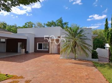 Foto 01 · Casa à venda no Condomínio Santa Mônica em Itu, com 260m² e 3 suítes