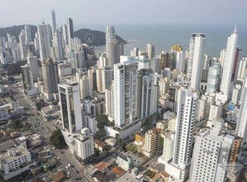 Apartamento · 175m² · 3 Quartos · 3 Vagas · Apartamento em Centro