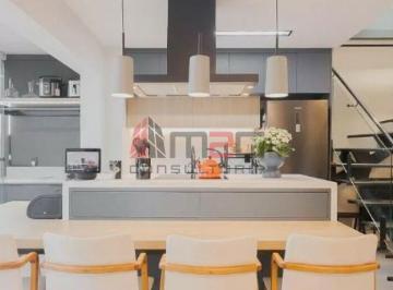 Apartamento · 93m² · 2 Quartos · 1 Vaga · Vende-se apartamento duplex na Vila Madalena, 2 quartos (1 suíte).