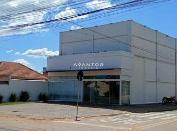Comercial · 144m² · 3 Quartos · 5 Vagas · Sala comercial ampla com 144m² e mezanino com 62m².
