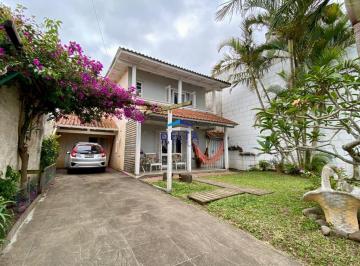 Casa · 180m² · 5 Quartos · 2 Vagas · Casa a venda no bairro Praia da Cal em Torres/RS