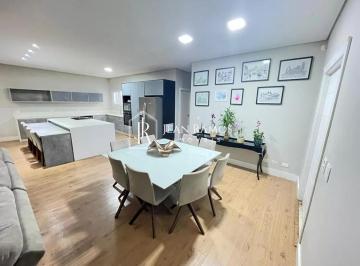 Casa · 255m² · 3 Quartos · 6 Vagas · Casa para venda, 3 quarto(s), Boqueirão, Curitiba