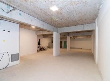 Comercial · 455m² · 1 Vaga · Loja na Rua João Moura, N. 737 • 455 m²
