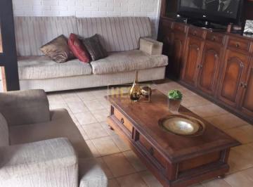 Casa · 380m² · 3 Quartos · 2 Vagas · Casa 3 Quartos com 1 Suíte - Jardim da Fonte