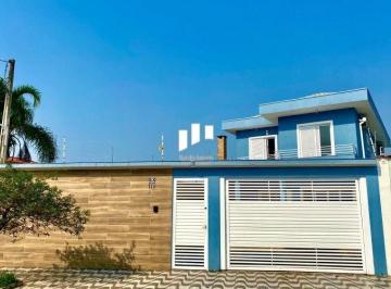 Casa · 173m² · 4 Quartos · 6 Vagas · Sobrado alto padrão com piscina e 4 suítes em Praia Grande SP.