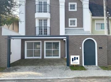 Casa · 164m² · 3 Quartos · 2 Vagas · Imperdível! Casa Alto Padrão à venda no Centro de Pinhais-PR com 3 quartos, 1 suíte, 1 sala, 3 banhe