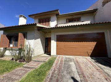 20251023174939315.jpg · Casa para Venda em Pelotas, Colina do Sol, 3 dormitórios, 1 suíte, 4 banheiros, 2 vagas