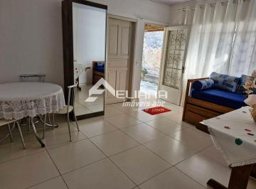 Casa · 211m² · 2 Quartos · 2 Vagas · Casa em Terreno 7,50 metros x 28,20 metros com  Bairro Cerâmica