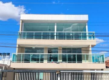 Casa de 5 quartos, Guará · Mansão com dupla aptidão. Residência ou comércio ou institucional.