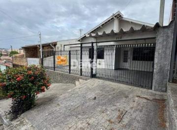 Casa · 140m² · 3 Quartos · 2 Vagas · APENAS PARA FINS COMERCIAIS! APENAS POR SEGURO FIANÇA!