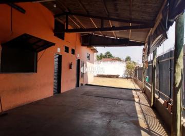 Comercial · 150m² · 6 Vagas · Loja disponível para locação no bairro Vigilato Pereira em Uberlândia -MG.