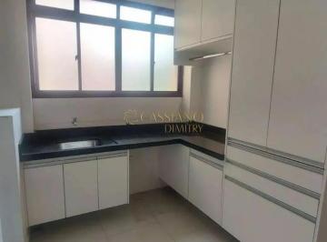 Apartamento · 135m² · 3 Quartos · 2 Vagas · Apartamento à venda de 135m² | 03 dormitórios, sendo 01 suíte e 02 vagas de garagem | Edifício San