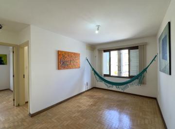 Apartamento · 65m² · 2 Quartos · Apartamento amplo de 2 dormitório ao lado do Mãe de Deus e próximo da Orla