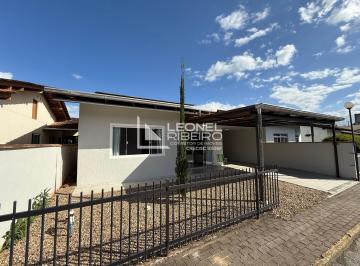 Casa · 154m² · 3 Quartos · 2 Vagas · Casa com 3 dormitórios à venda, 154 m² no bairro Dos Estados em Timbó/SC