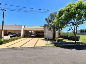 Casa · 347m² · 3 Quartos · 2 Vagas · Casa Condomínio em Araraquara