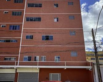 151582_6c07b1ca-2403-4d1c-9da2-74b172646c93_lg.JPG · QNM 18 Conjunto A - TÉRREO + 2 ANDARES