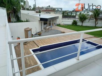 Casa · 415m² · 5 Quartos · 6 Vagas · Mansão à venda com 5 suítes, 6 vagas à 50 mts da Praia da Enseada no Guarujá