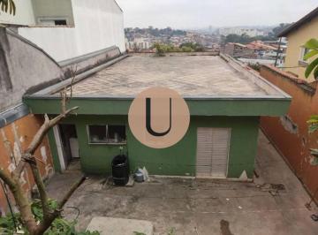 Fundos · Casa de amplo terreno à venda na região do Parque do Carmo por R$979.900 - SP