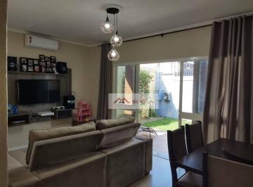 e3d079239b6aa5169d2d1842f3099797e587e064 · Casa com 3 quartos