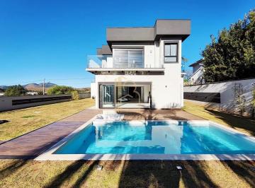 Casa · 345m² · 3 Quartos · 4 Vagas · Casa em Campo da Cachoeira - Poços de Caldas