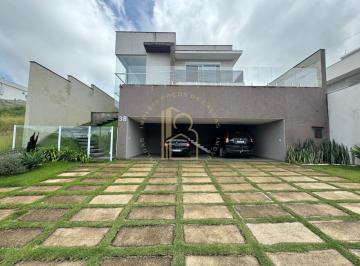Casa · 360m² · 4 Quartos · 3 Vagas · Casa em condomínio fechado