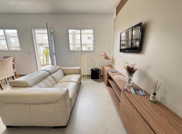 Casa · 68m² · 2 Quartos · 2 Vagas · Casa à venda em Poços de Caldas | 2 suítes