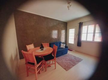Apartamento · 37m² · 2 Quartos · Descubra o privilégio de viver no coração de Poços de Caldas! Este charmoso a...