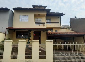 Casa · 231m² · 4 Quartos · Casa em Jardim Vitória  -  Poços de Caldas