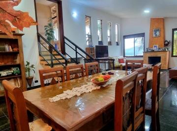 Casa · 250m² · 3 Quartos · Casa em Bortolan - Poços de Caldas