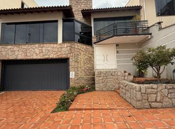 Casa · 307m² · 3 Quartos · 2 Vagas · Casa em Jardim Elvira Dias  -  Poços de Caldas