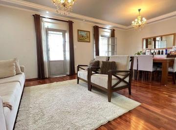 Casa · 294m² · 5 Quartos · 3 Vagas · Casa em Jardim Ipê  -  Poços de Caldas