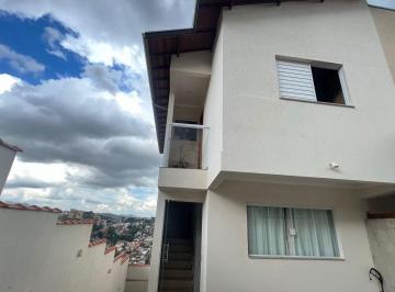 Casa · 75m² · 2 Quartos · 2 Vagas · Sobrado em Jardim Vitória  -  Poços de Caldas