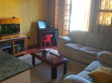 Casa · 140m² · 3 Quartos · 2 Vagas · Casa em Poços de Caldas