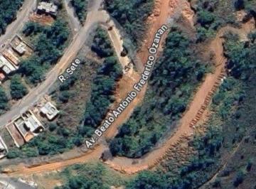 Terreno · 383m² · Lote / Terreno em Jardim Bandeirantes - Poços de Caldas