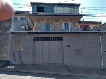 Casa · 196m² · 2 Quartos · 2 Vagas · Casa em Varginha