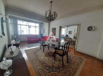 Apartamento · 240m² · 3 Quartos · 1 Vaga · 3 QUARTOS, VAGA DE GARAGEM, 2 QUADRA DA PRAIA VENHAM CONFERIR!