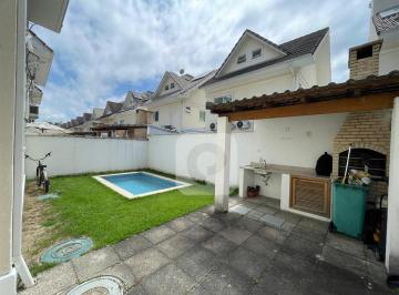 Casa · 165m² · 3 Quartos · 2 Vagas · Casa Triplex 3 Suites com Piscina e Churrasqueira - Recreio dos Bandeirantes