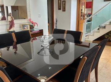Casa · 250m² · 5 Quartos · Vende-se Casa em condomínio 4 Suítes , 5 quartos , 6 banheiros com 250m2