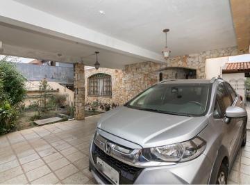 Casa · 351m² · 4 Quartos · 2 Vagas · Casa à venda em São Paulo-SP, Butantã: 4 quartos, 2 suítes, 6 banheiros, 2 vagas de garagem, 351m².