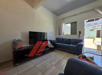 Casa de 3 quartos, Taguatinga · CASA PARA VENDA 03 QUARTOS QNA 18 TAGUATINGA NORTE