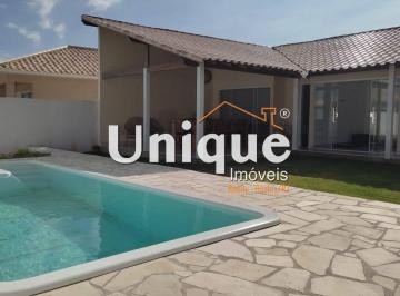 Casa · 429m² · 4 Quartos · 4 Vagas · Casa com piscina e 4 quartos na Praia Linda, à venda por R$ 600.000,00.