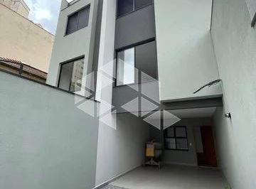102380674695709 (1) · Sobrado à Venda na Chácara Inglesa com 4 Quartos e 170m2 de área Construída!