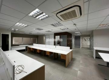 Comercial · 152m² · 5 Vagas · Conjunto comercial para locação totalmente mobiliado.